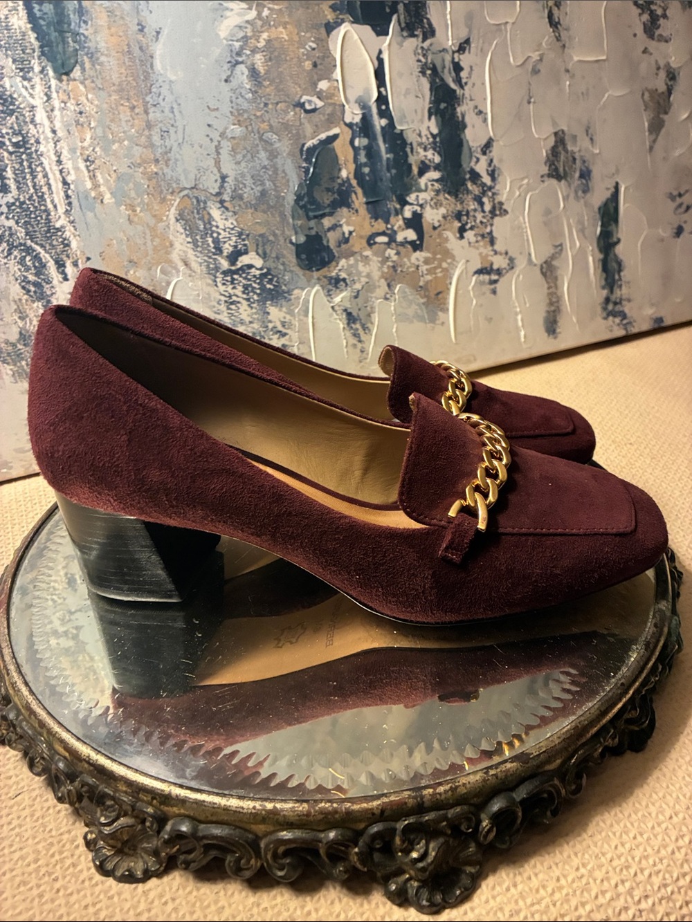 GUC Bernardo Women's Suede Chain-Accent Block Heel Loafers in Burgundy Size 8M
